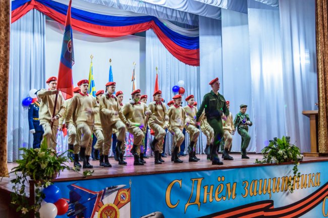 Торжественное посвящение школьников в юнармейцы состоялось в военной части Приморского края