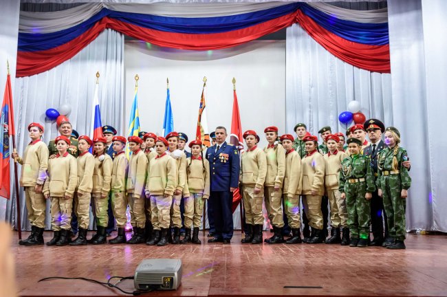 Торжественное посвящение школьников в юнармейцы состоялось в военной части Приморского края