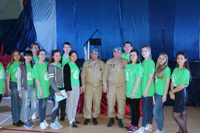Боевое Братство приморского края организовали концерт группы Ростов в ВДЦ Океан.