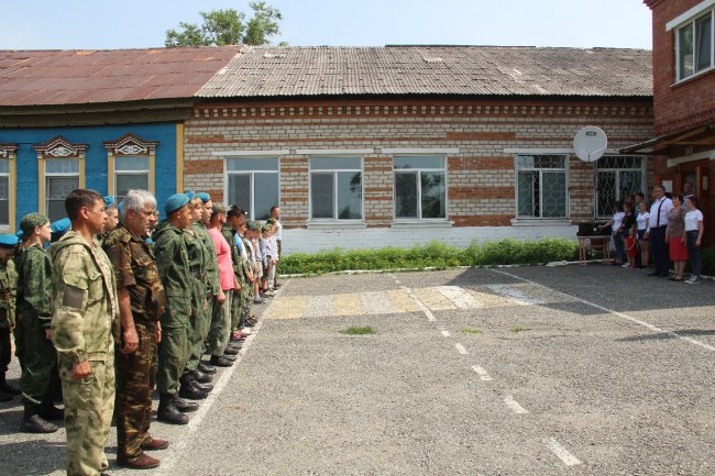Игра «Зарница» среди военно-патриотических клубов прошла в селе Фроловка