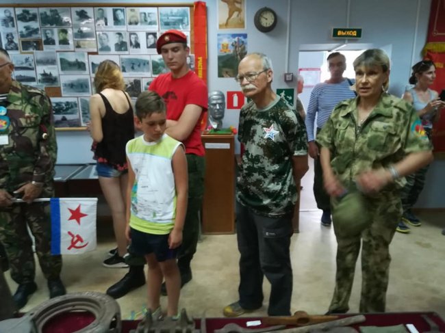 Молодёжь Приморского «Боевого Братства» посетили музей в Славянке