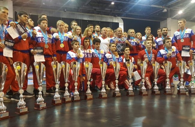 Приморские кикбоксеры завоевали пять медалей на первенстве мира 